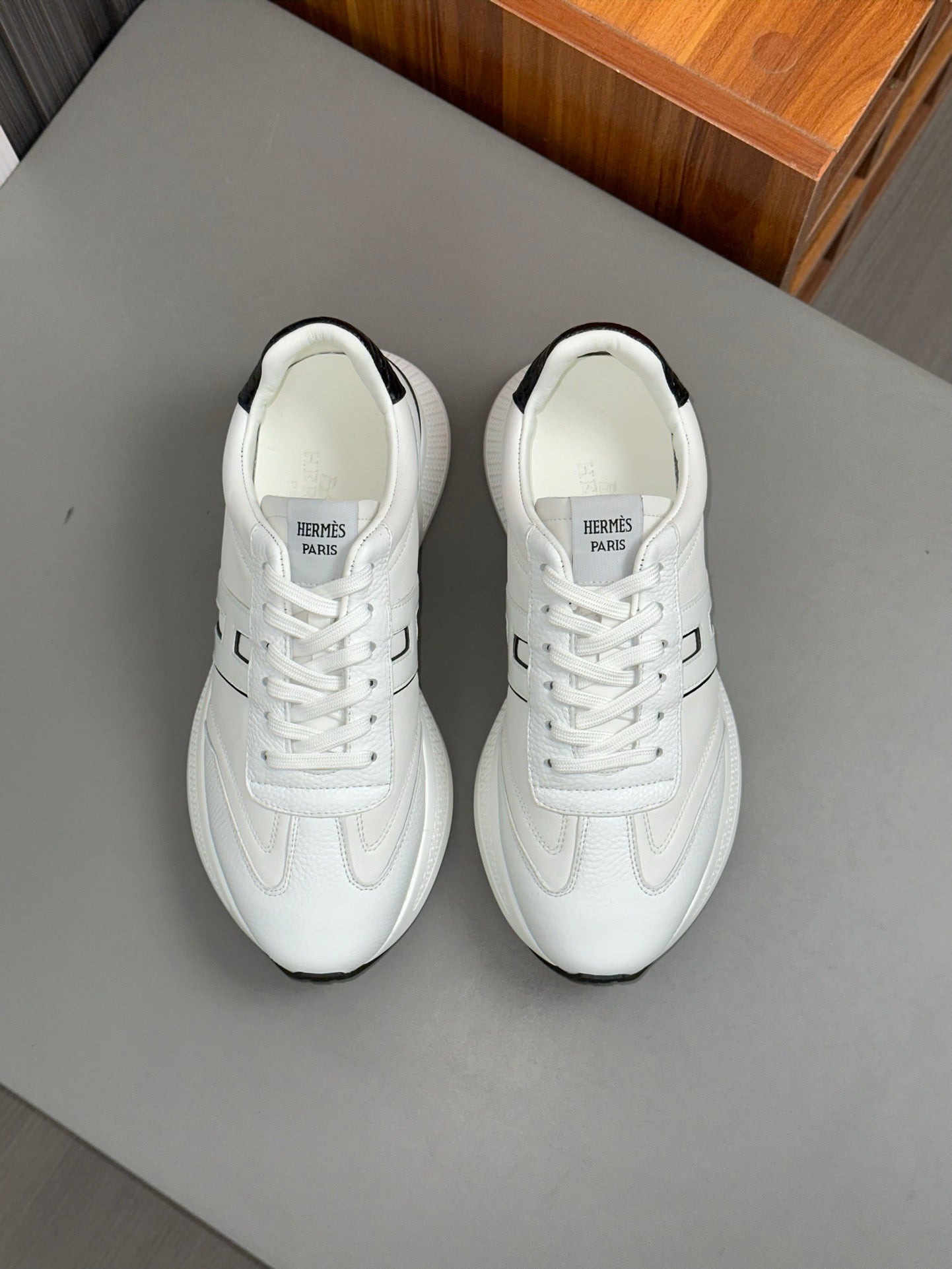 thick sole casual sneakers