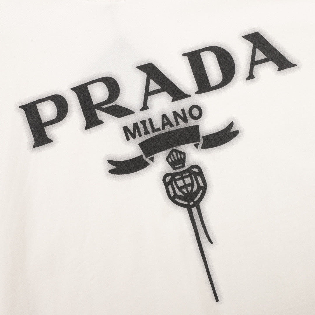 T-shirt with lettering logo print