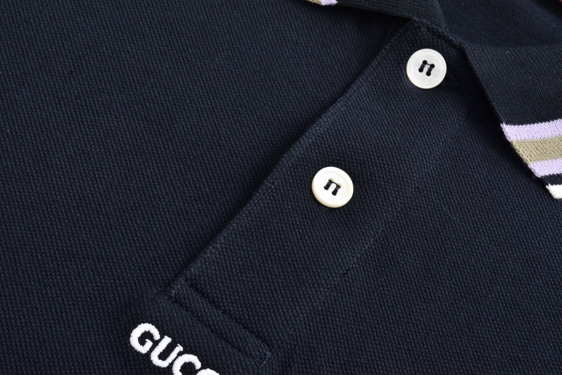 Embroidered lettering logo lapel polo