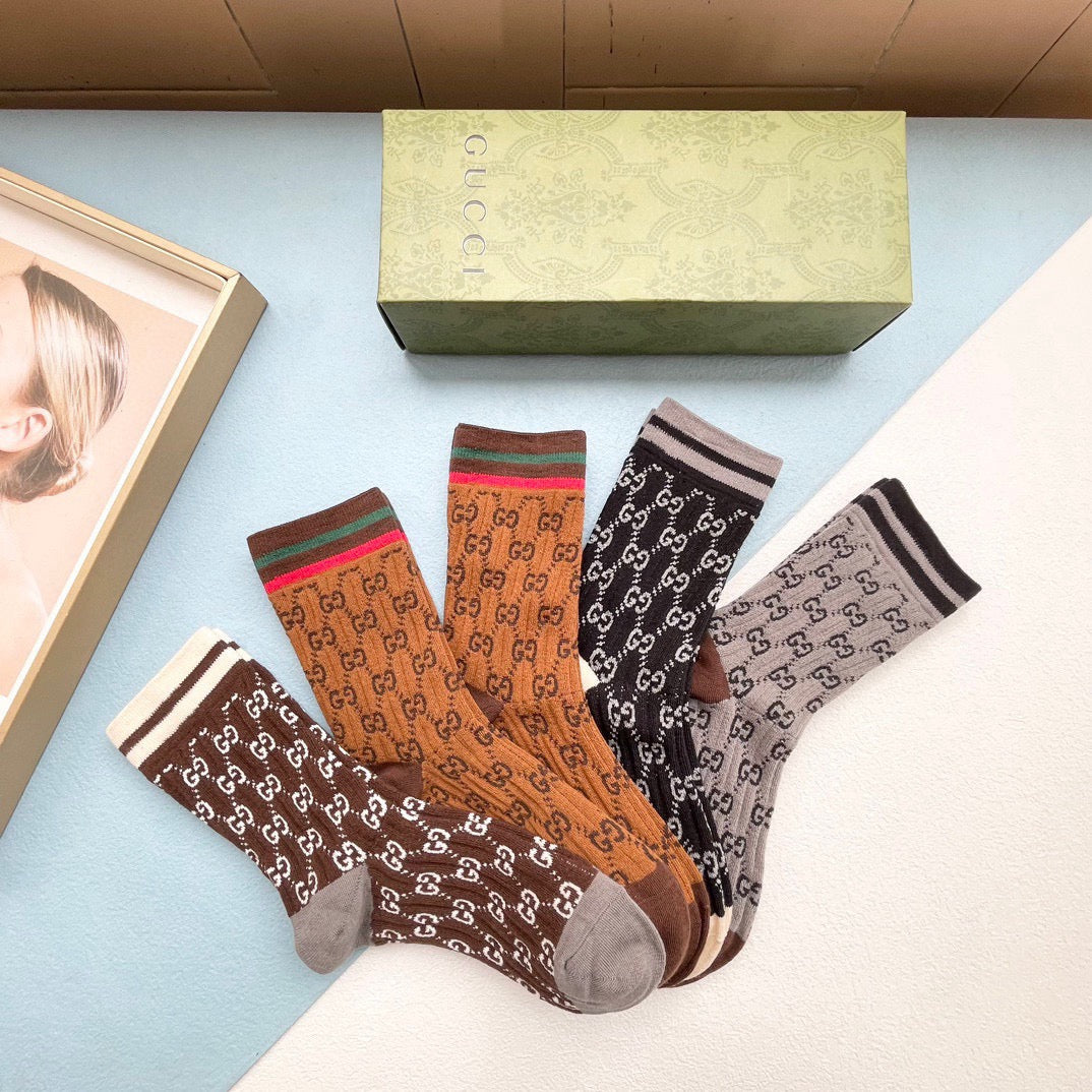 SOCKS  5 PACK