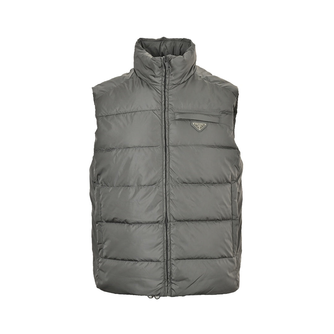 Classic triangle down vest